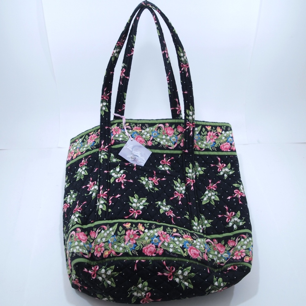 Vera Bradley Tote Bag with New Hope Mistletoe